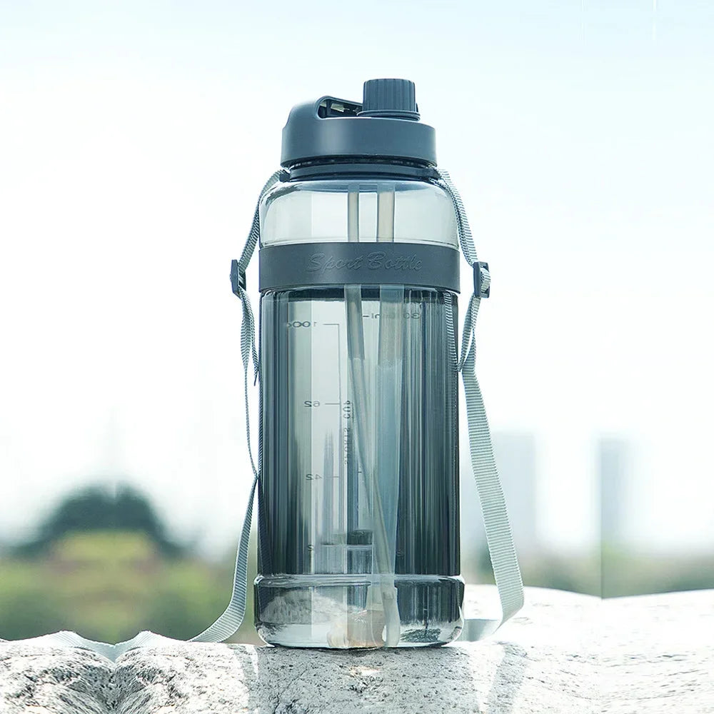 Neue 3-Liter-Trinkflasche mit Strohhalm, Fitness-Flasche mit Riemen für Outdoor, Reisen, Sport, große Kapazität