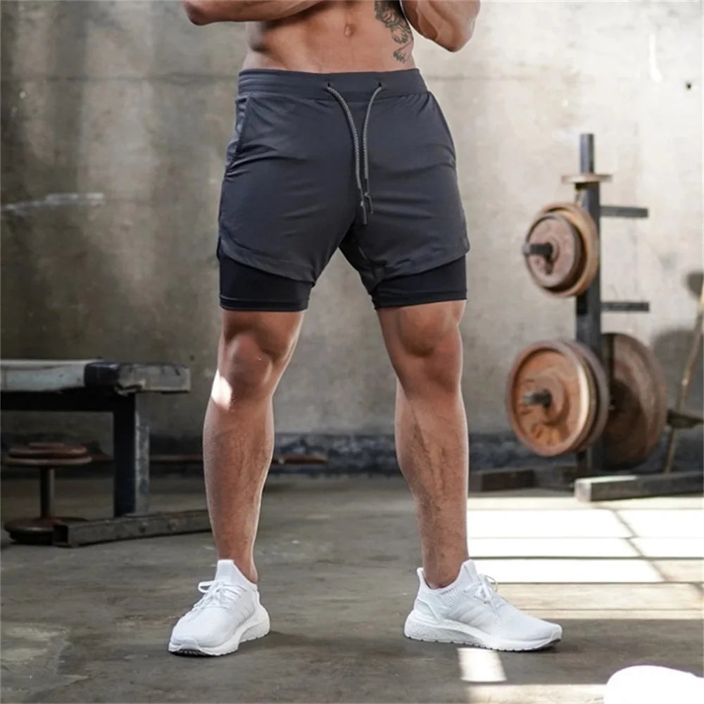 Herren Gym Sports Shorts Jogging Laufen Atmungsaktive Fitness Training Doppellagiges Shirt Versteckte Tasche Lässige Tarnshorts