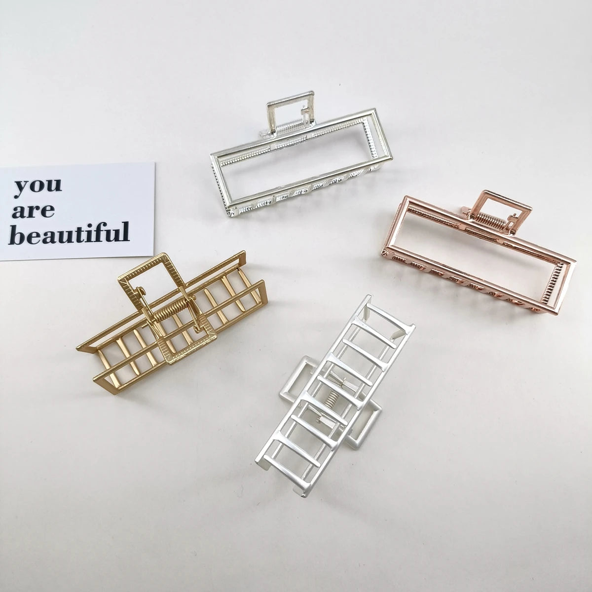 Goldener hohler geometrischer Haarspange Metall Haar Kralle Kreuz Haarspange Stirnband Haarnadel Splitter Haar Krabbe Frauen Mode Haar