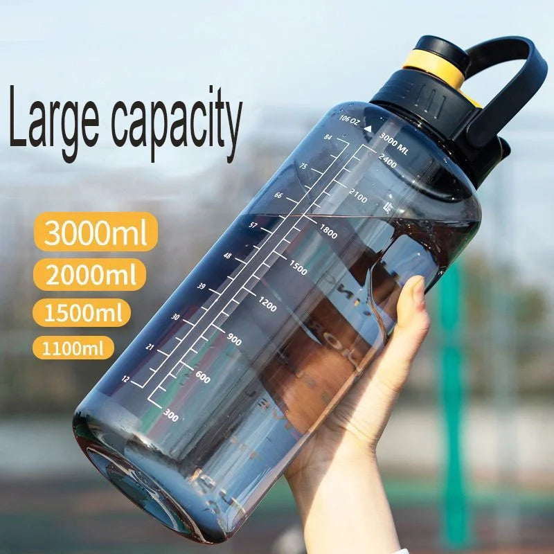Wasserflasche mit supergroßer Kapazität für Studenten, Outdoor-Sport und Fitness, stoßfest und hochtemperaturbeständig