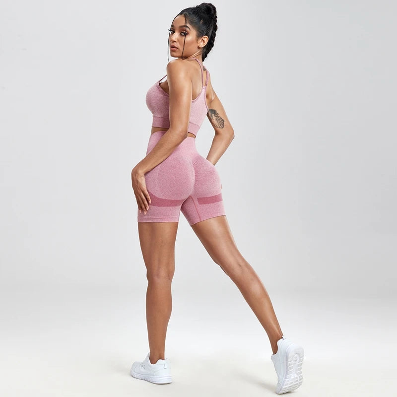 Solide Damen-Zweiteiler, Pfirsich-Po-Shorts, weibliche Trainingsanzüge, Fitnessstudio-Set, Neckholder-Fitness-Shorts, Push-Up-BH, Sommer